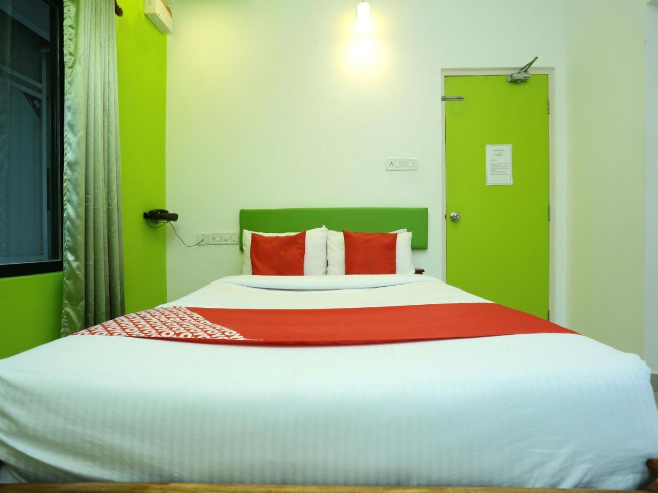 Oyo 9557 Near Kims Hospital Hotel Thiruvananthapuram Exterior foto